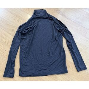 Athleta Women's Black Long Sleeve Cold Shoulder Turtleneck Top Sz S